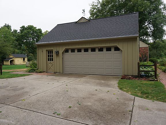 3rd image of 7544 Philwood Dr