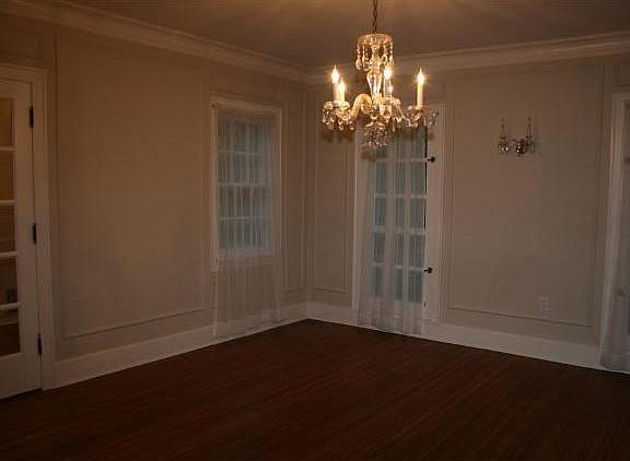 5th image of 4508 N Broadway St