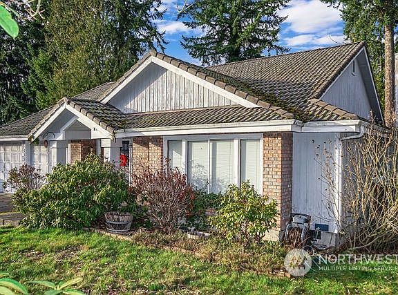2nd image of 1529 27th Avenue SE