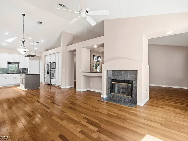 2870 Deerwood Ct — Photo 11