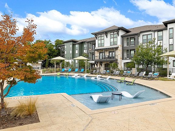 3rd image of 9826 N Lake Creek Pkwy #2521376