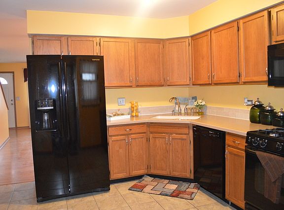 5th image of 34287 N Birch Ln