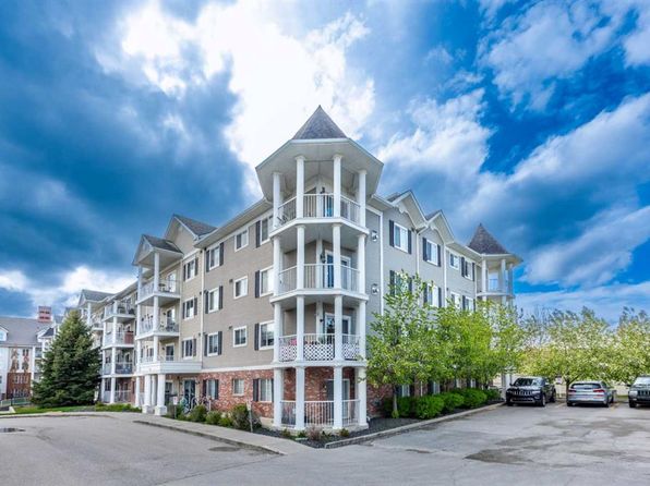 69 SW Country Village Mnr NE #5408, Calgary, AB T3K 0P1