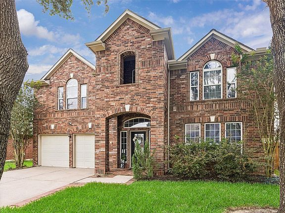 2nd image of 26631 Richwood Oaks Dr