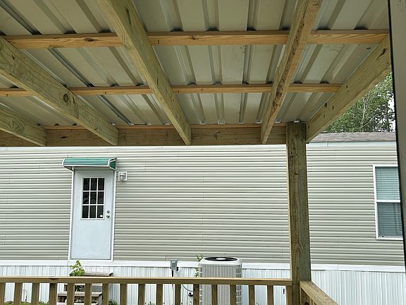 3rd image of 3510 Fox Dr Trailer 8