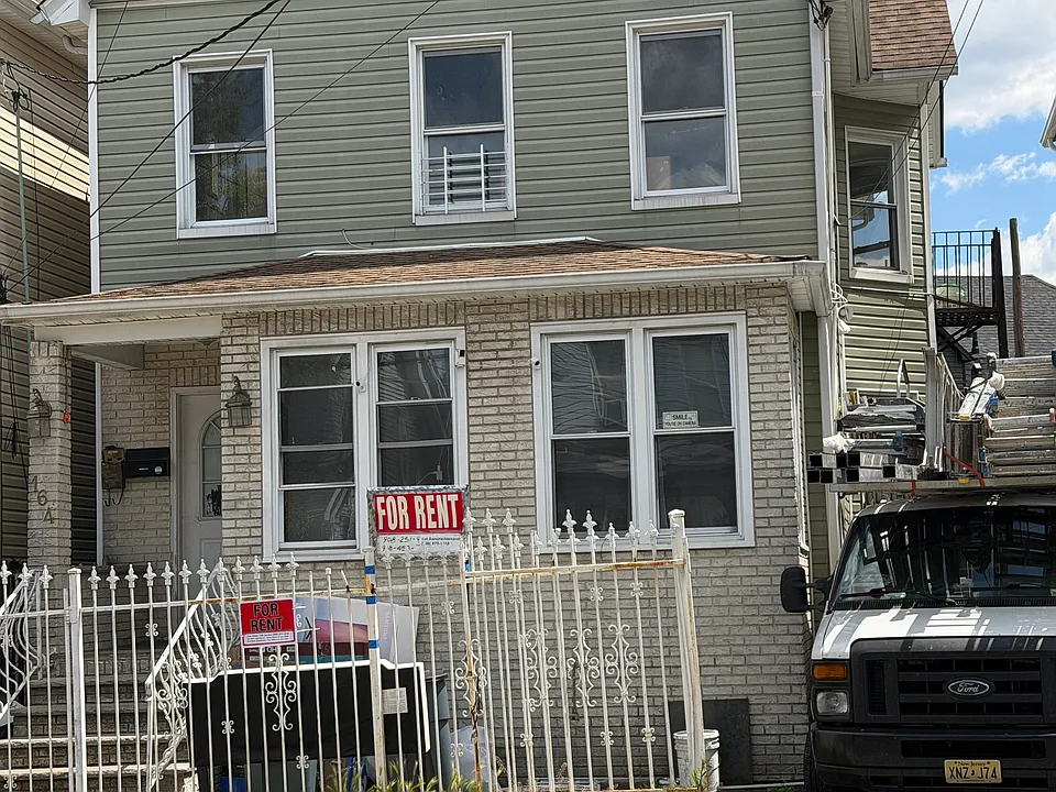 164 Orchard St #1