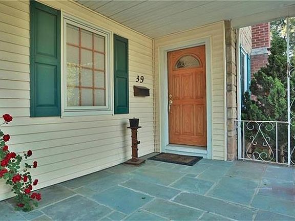 4th image of 39 Wells Ave