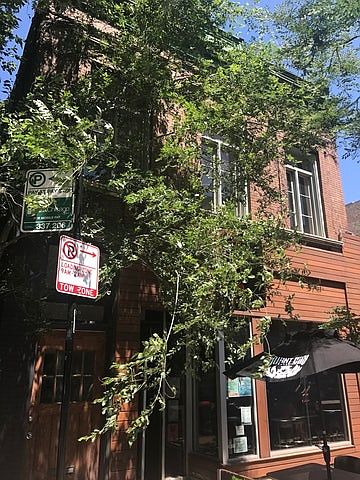1st image of 2749 N Lincoln Ave #2A