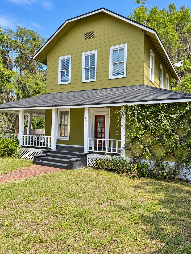 Old-Home Charm, A Fresh New Chapter & A Location Full Of Character — Photo 1