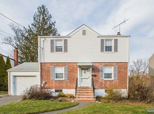 216 Dorchester Rd, River Edge, NJ 07661