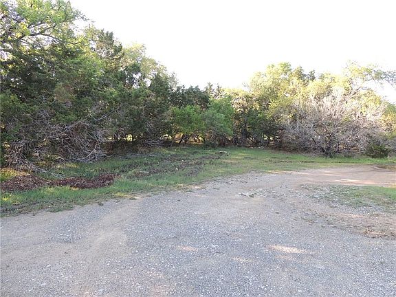 3rd image of 22 Deerfield Dr