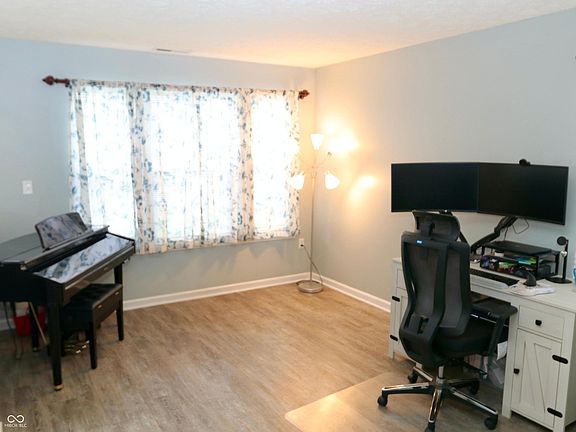 5th image of 4092 S Stonebridge Ct