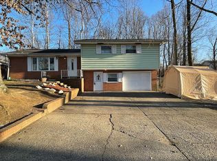 1916 Weymouth Dr, Ashland, KY 41101