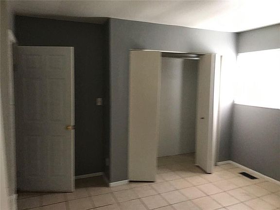 3rd image of 2502 Galaxy Ln
