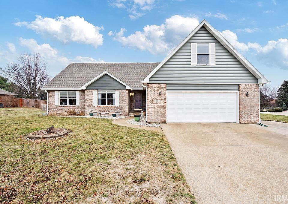 1st image of 118 Lee Dr