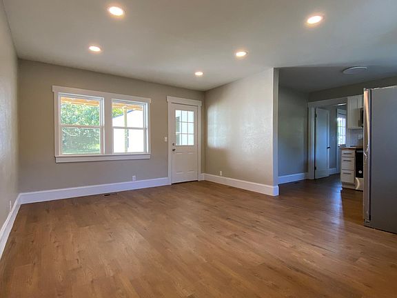 5th image of 1732 S Seminole Dr APT B