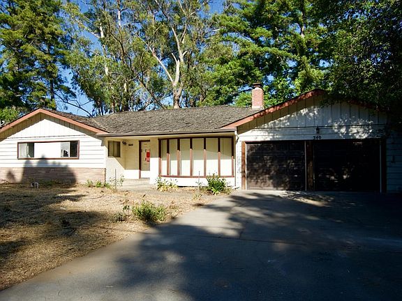 2nd image of 340 La Fonda Ave