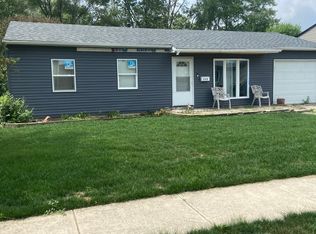 208 Nippert Ave, Romeoville, IL 60446