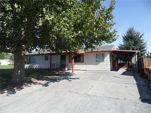 2nd image of 445 E Sylvan Dr