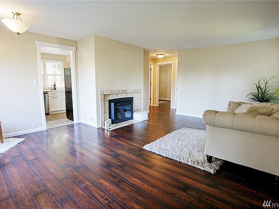 4th image of 9806 Lake Steilacoom Dr SW