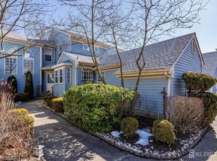 36C Canterbury Dr #C, Monroe Township, NJ 08831