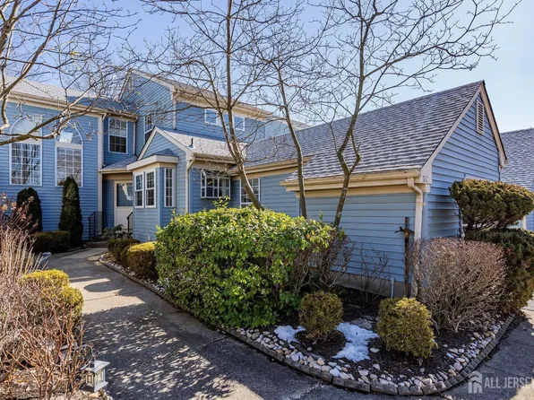 36C Canterbury Dr #C, Monroe Township, NJ 08831