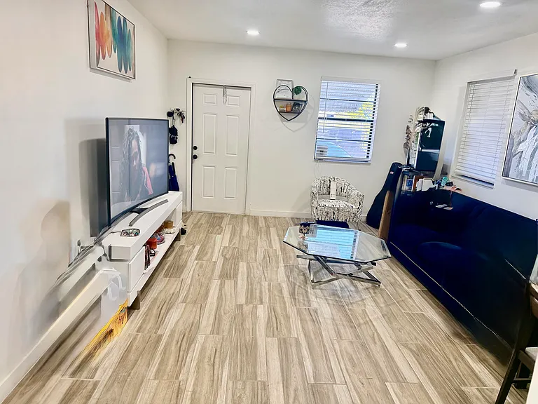 443 Wilder St #1 — Photo 4