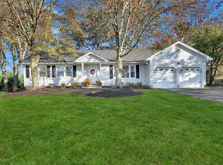 217 Woodberry Dr, Toms River, NJ 08753