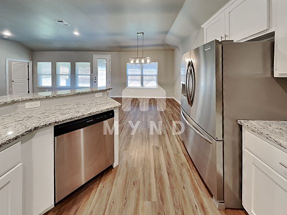 4th image of 2706 San Gabriel Dr