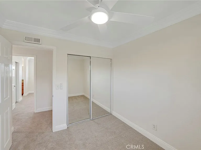 19868 Piccadilly Ln — Photo 25