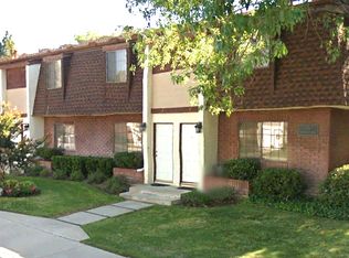 1360 Oxford Ave APT 5, Claremont, CA 91711