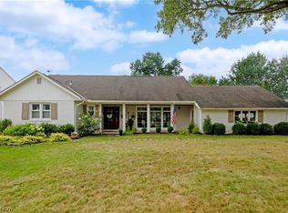 859 Country Club Ln, Ashland, OH 44805