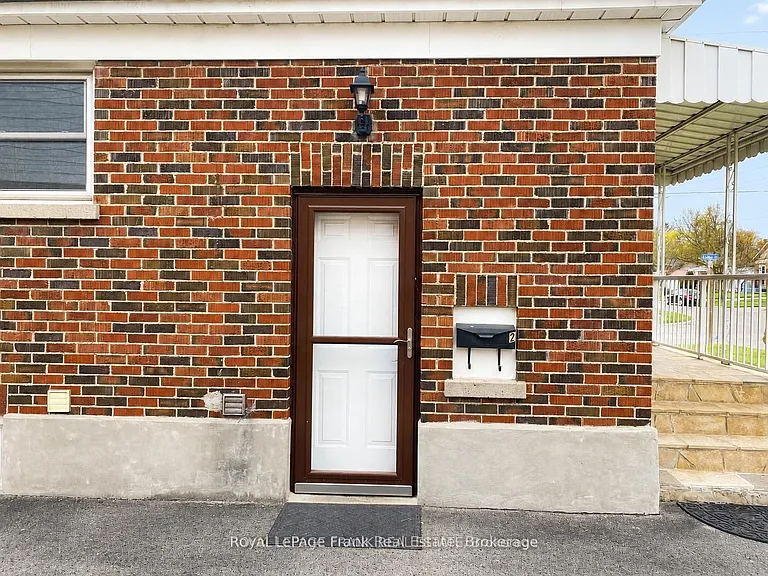 459 Colborne St E #BASEMENT — Photo 3