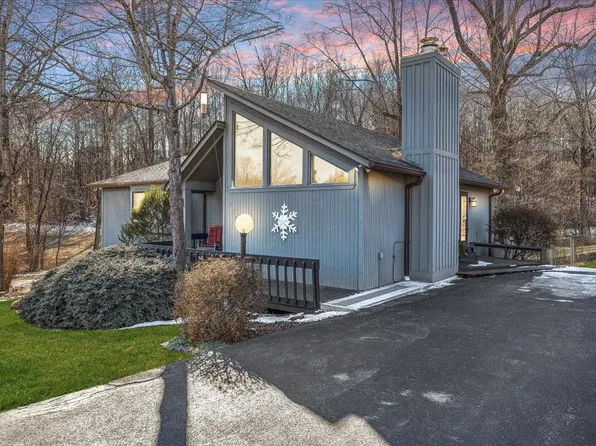 219 Longwood Ln, Blue Ridge, VA 24064