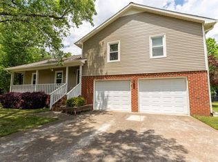 106 Violet Dr, Madison, AL 35758