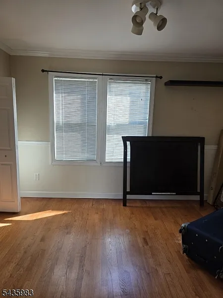3 bed, 1.0 bath, $2,600 — Photo 4