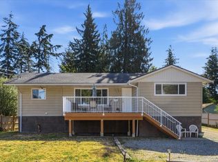 2128 Thomas Park Dr, Nanaimo, BC V9X1K2