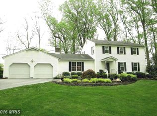 13909 Fox Land Rd, Phoenix, MD 21131