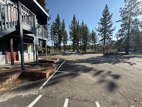 4th image of 2440 Lake Tahoe Blvd Unit 4