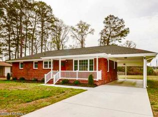 101 Falcon Rd, Rocky Mount, NC 27801