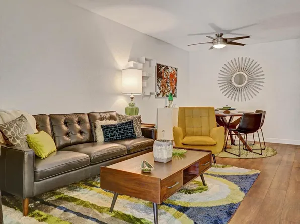 701 N Los Felices Cir W #114, Palm Springs, CA 92262