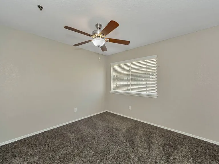 Lake Hefner Townhomes — Photo 10