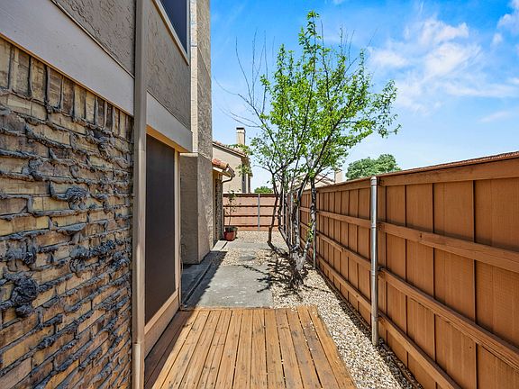3rd image of 4241 Madera Rd #4