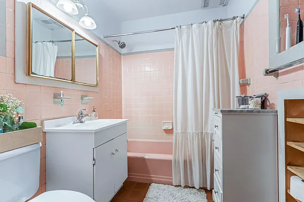 Rented by Oxford Property Group | media 20