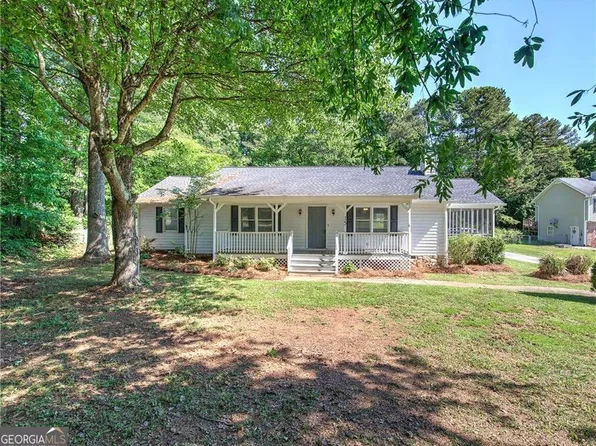 15 Popular Dr SE, Cartersville, GA 30121