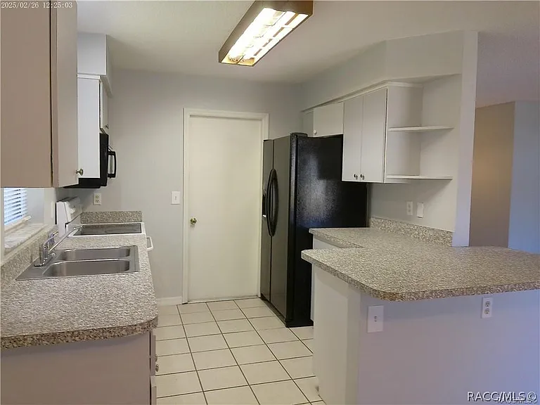 5921 W Woodhill Ct — Photo 11