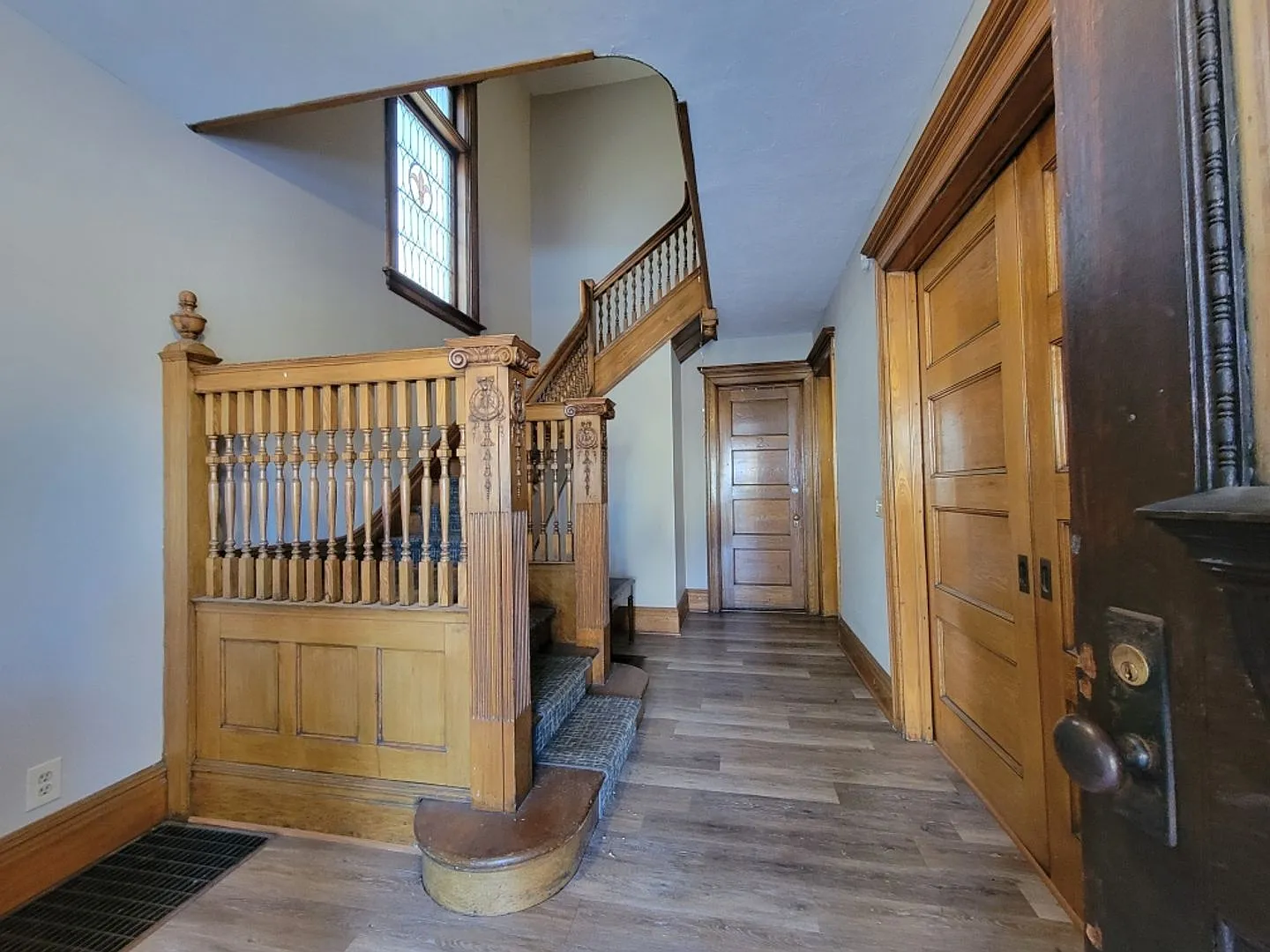 11 Birch Crescent — Photo 2