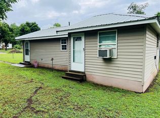 1315 S 18th St, Chickasha, OK 73018