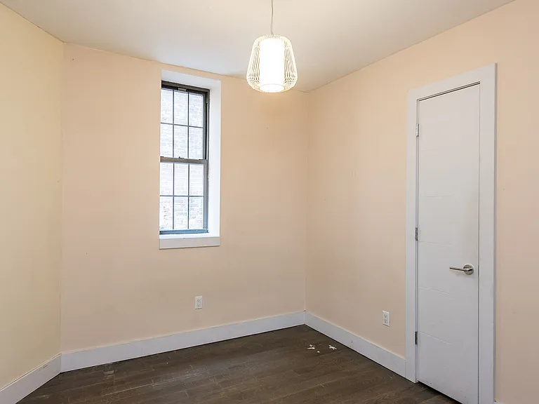 319 Knickerbocker Ave #3A — Photo 7