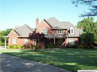 3671 Woodtrail SW, Decatur, AL 35603